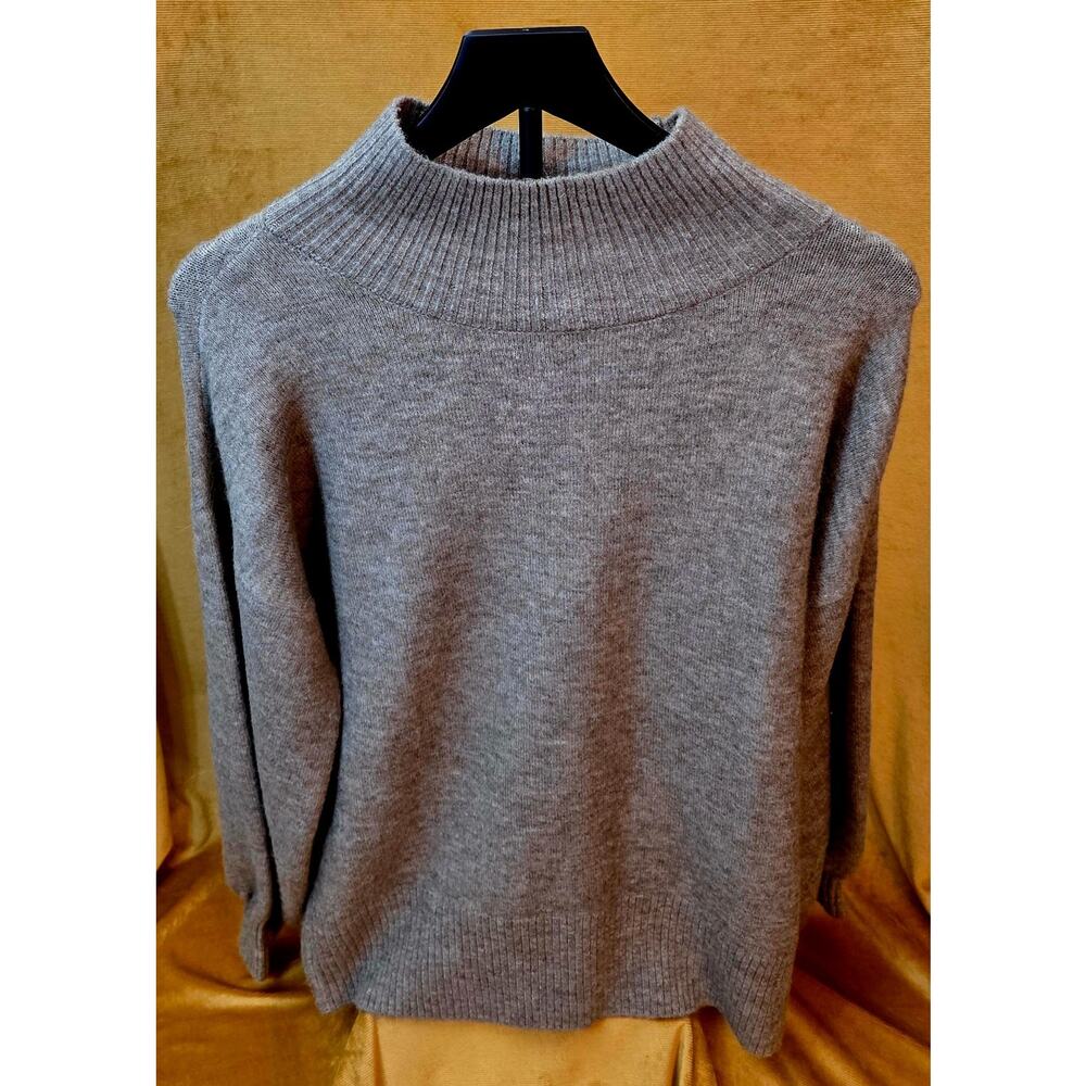 Women Size Small Vince Camuto Turtleneck Sweater Pullover Gray